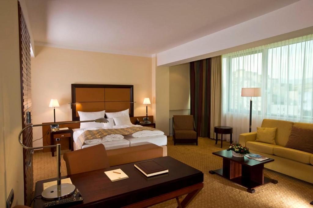 Aparthotel Premier Podgorica Ruang foto