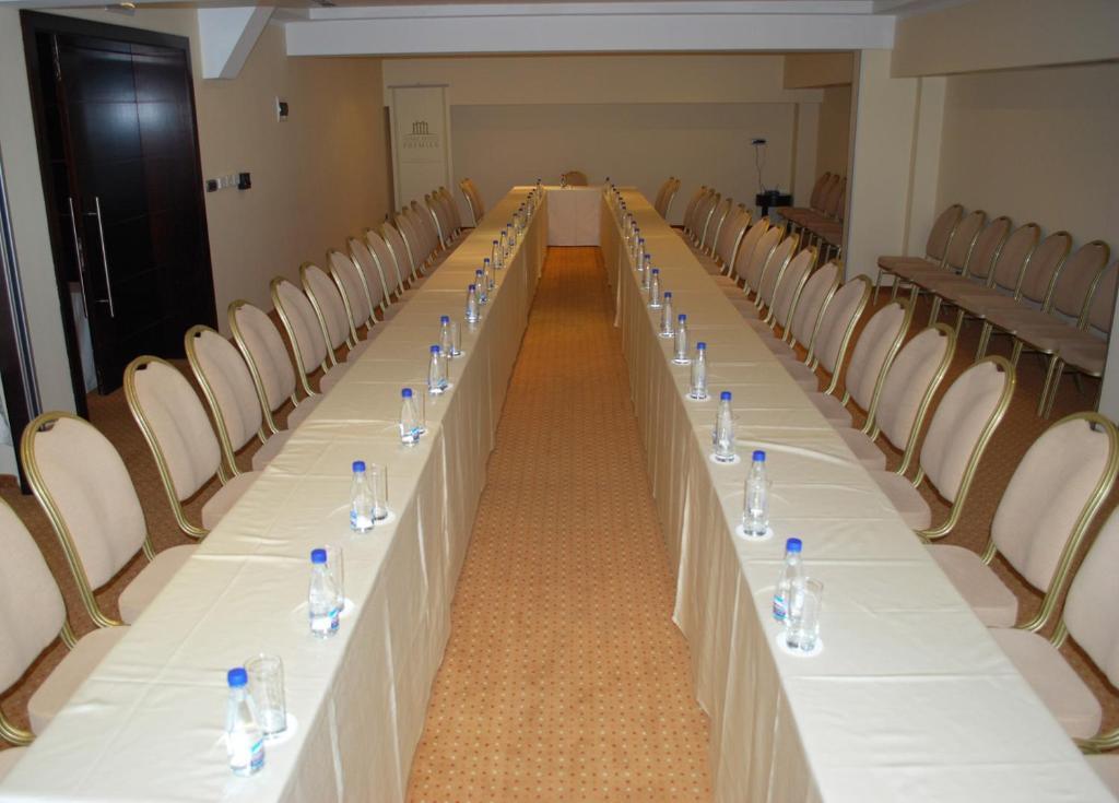 Aparthotel Premier Podgorica Bisnis foto