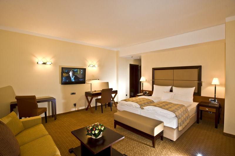 Aparthotel Premier Podgorica Ruang foto